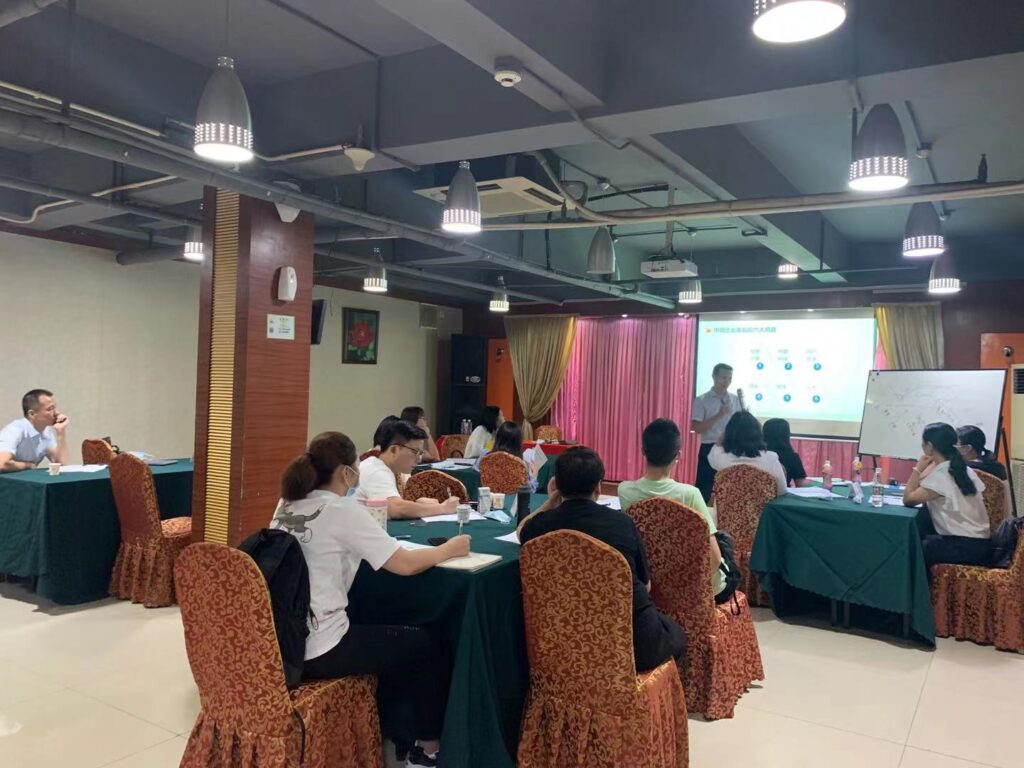 推荐薪酬绩效管理咨询公司：智帮咨询，分析行业薪酬数据，制定更具竞争力的薪酬方案